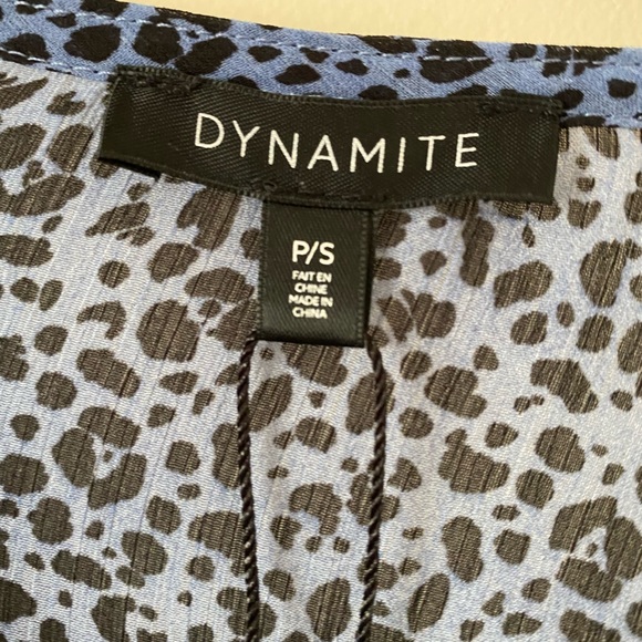 DYNAMITE leopard print ruched cropped wrap blouse - Picture 7 of 8